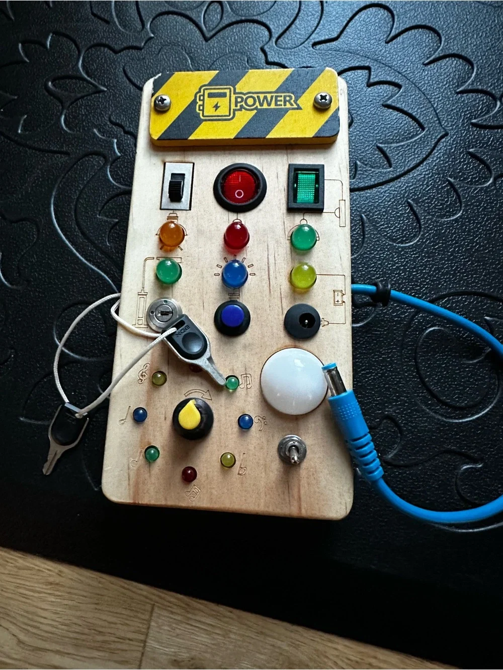 N/A wooden interactive